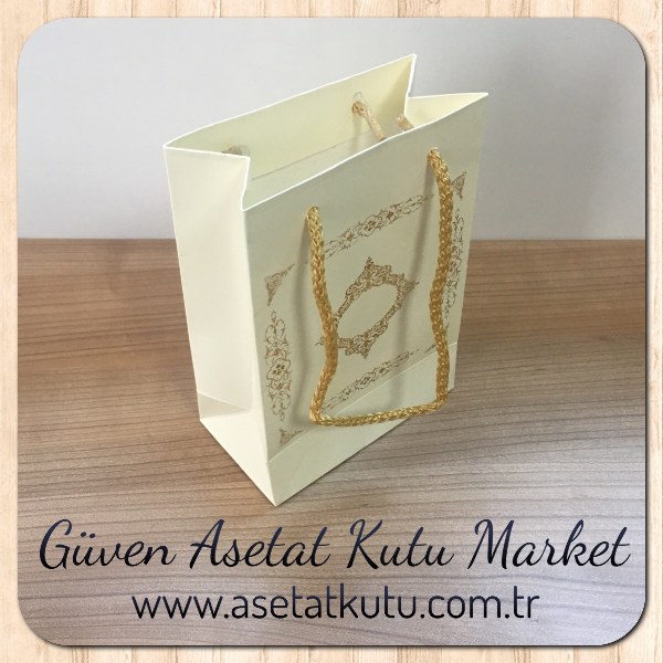 12x17x7 Ölçülü Krem Üzerine Gold Saray Desenli Karton Çanta