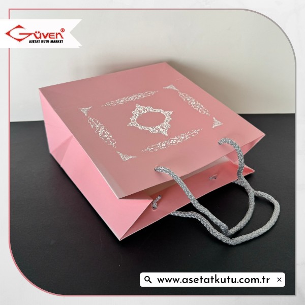 20x20x10 Pembe Üzerine Gümüş Saray Desenli Karton Çanta