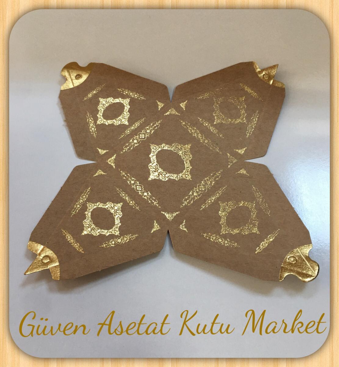 6.5x6.5x7 Kraft Piramit Kutu (Gold Saray Desen)