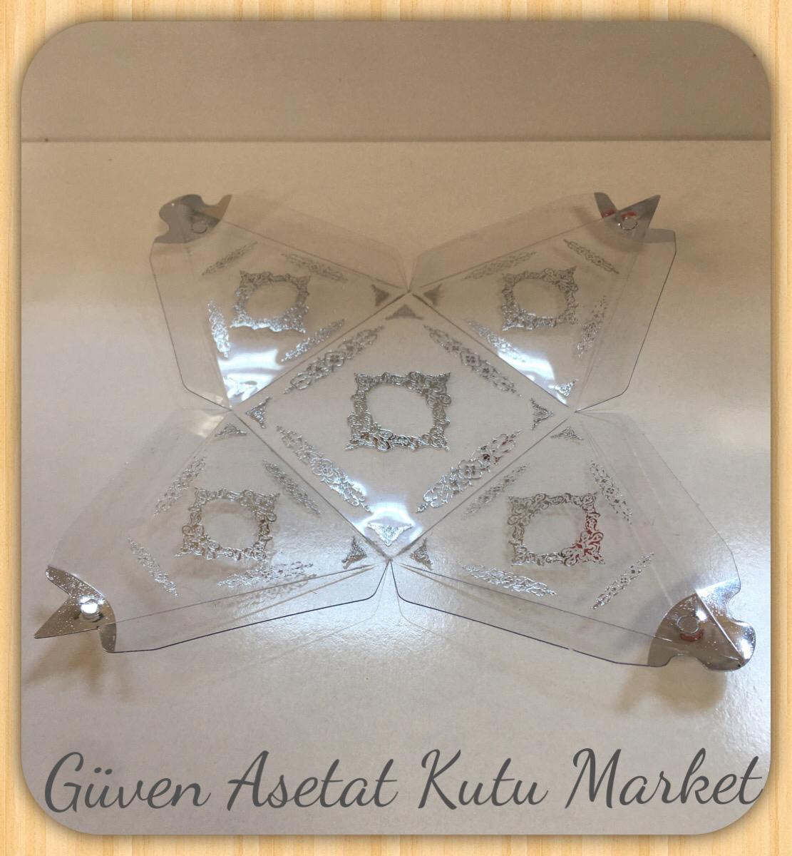 6.5x6.5x7 Şeffaf Piramit Kutu (Gümüş Saray Desen)