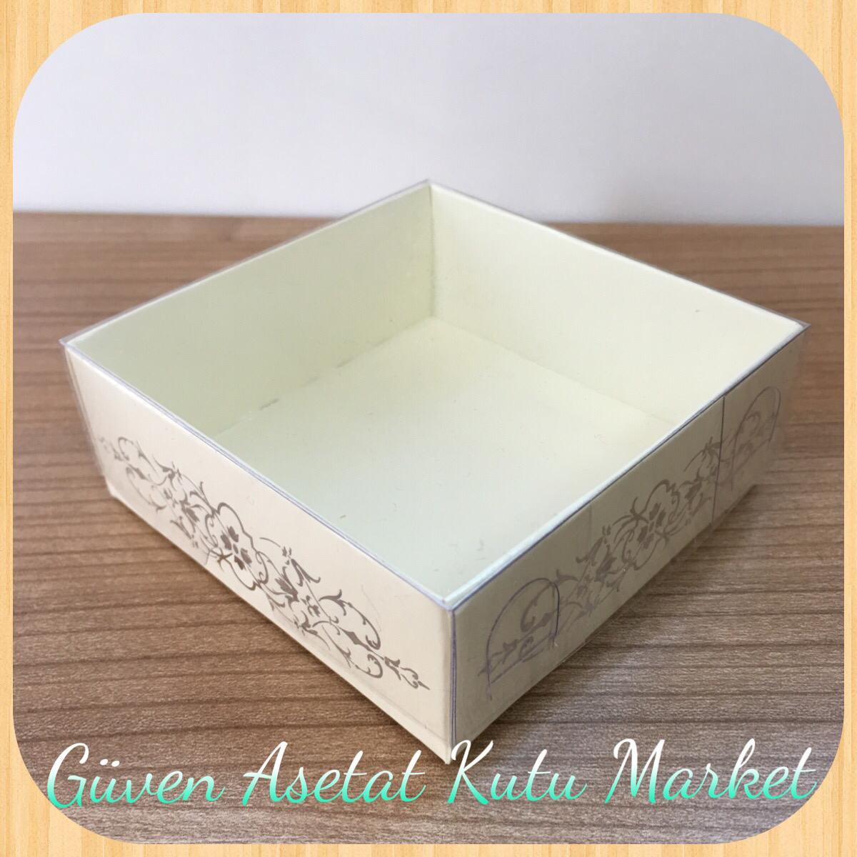 8x8x3 Altı Krem Üzerine Gümüş Saray Desenli Karton, Üstü Asetat Kutu