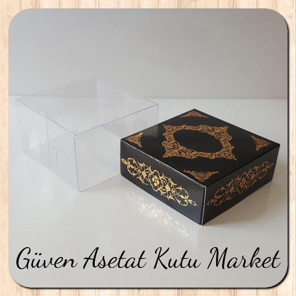 8x8x5 Altı Siyah Üzerine Gold Saray Desenli Karton, Üstü Asetat Kutu