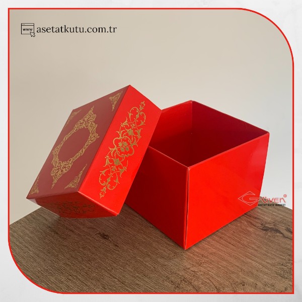 8x8x6.5 Kırmızı Üzeri Gold Saray Desenli Komple Karton Kutu