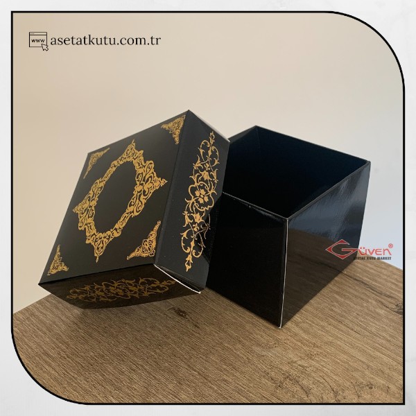 8x8x6.5 Siyah Üzeri Gold Saray Desenli Komple Karton Kutu